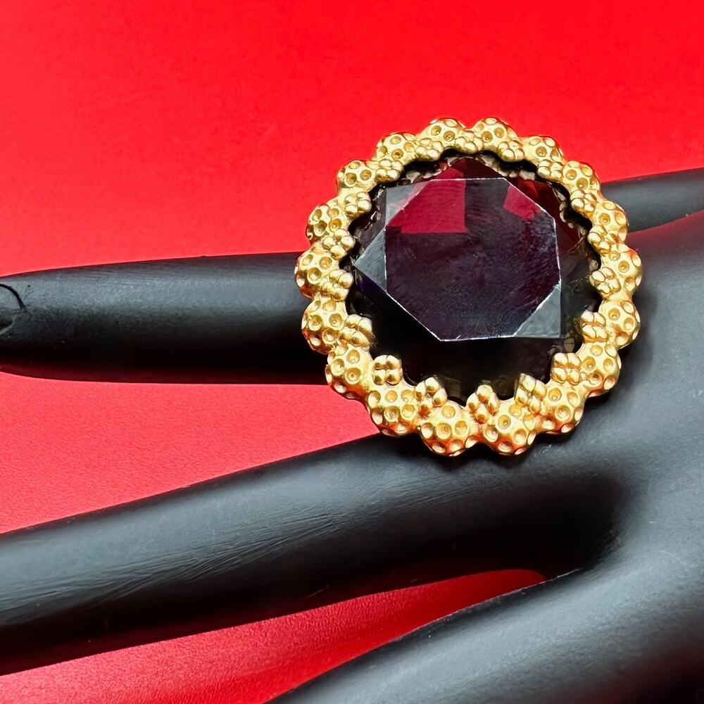 Coach Rare Vintage Faceted Light Purple Stone Bubble Ornate Framed Ring Sz 7 1/4